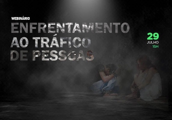 Banner do Webinário de enfrentamento ao tráfico de pessoas, com foto de pessoas abaixadas no chão e amarradas em um lugar acinzentado. 