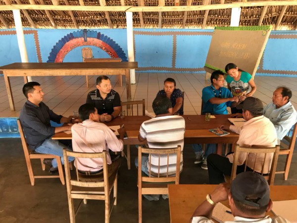 Reunião no Pólo Indigena de Conciliação na comunidade de Maturuca, muncípio de Uiramutã.