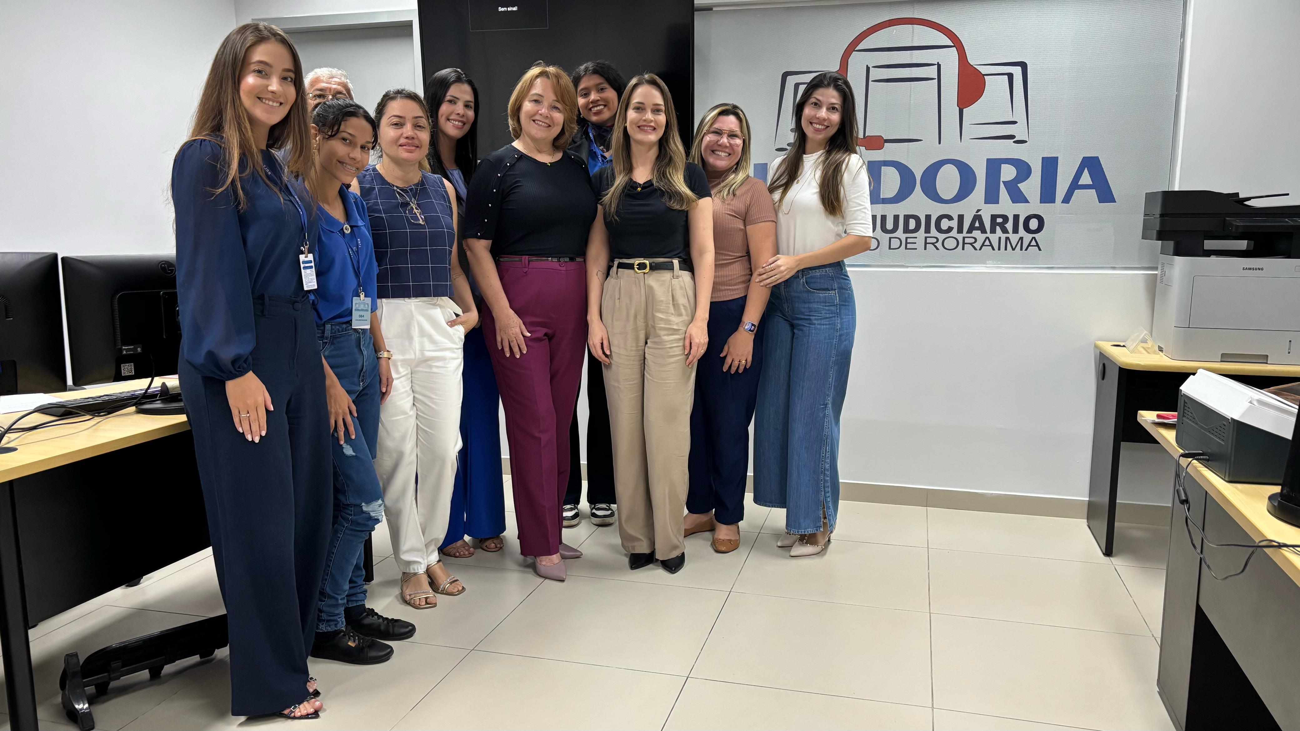 Biênio 2025/2027: Ouvidora-Geral de Justiça realiza reunião com equipe
