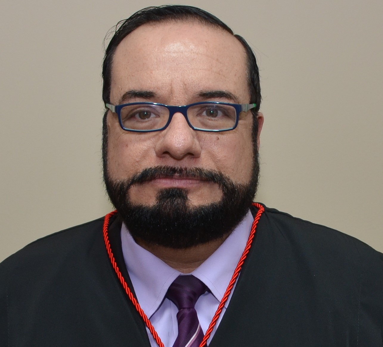 Imagem colorida do rosto do desembargador Leonardo Pache de Faria Cupello, novo representante da Associação Nacional de Desembargadores, Andes.