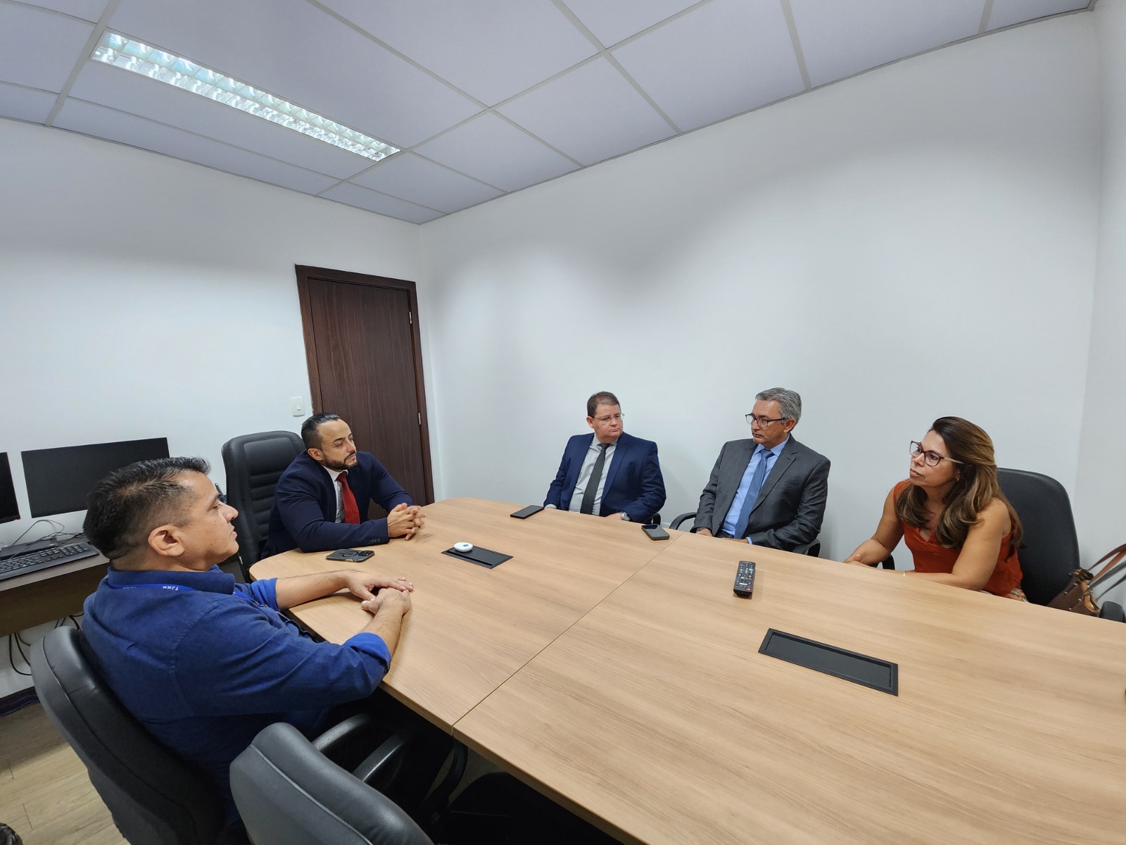 BOAS PRÁTICAS  TJRR recebe visita de presidente da Anoreg do Maranhão