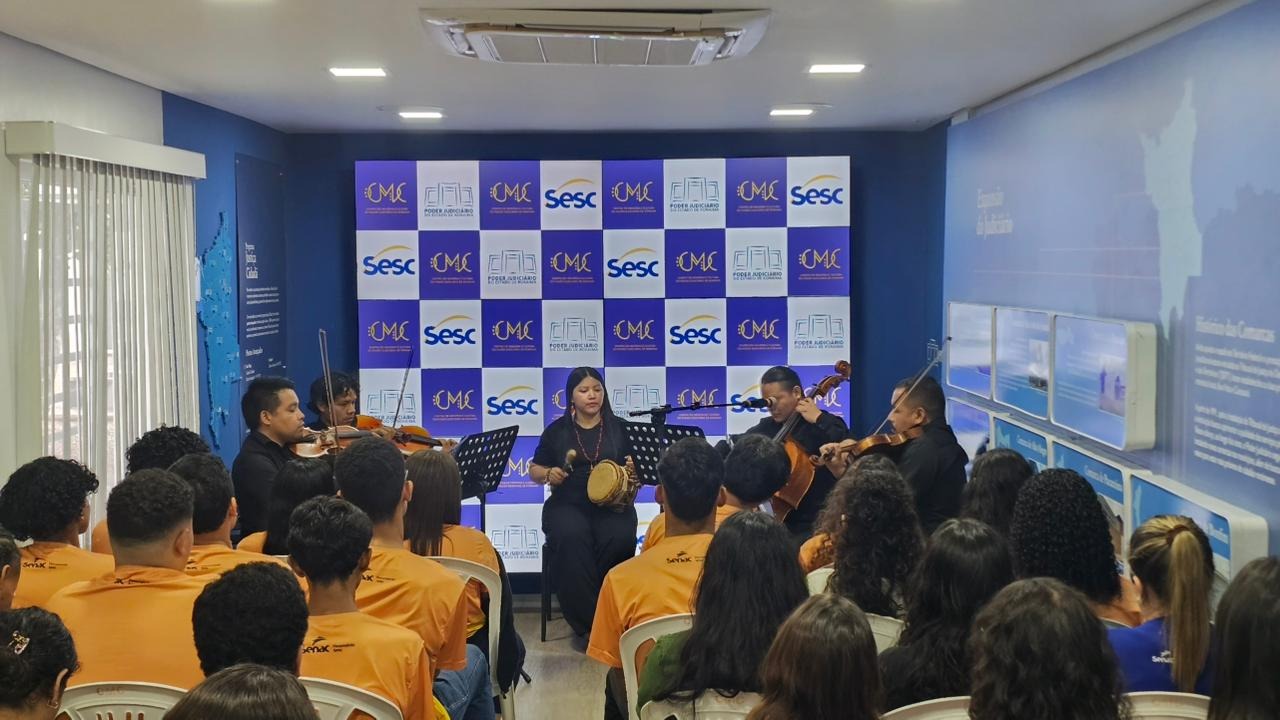 Sons ancestrais e contemporâneos marcam concerto “Raízes” no CMC