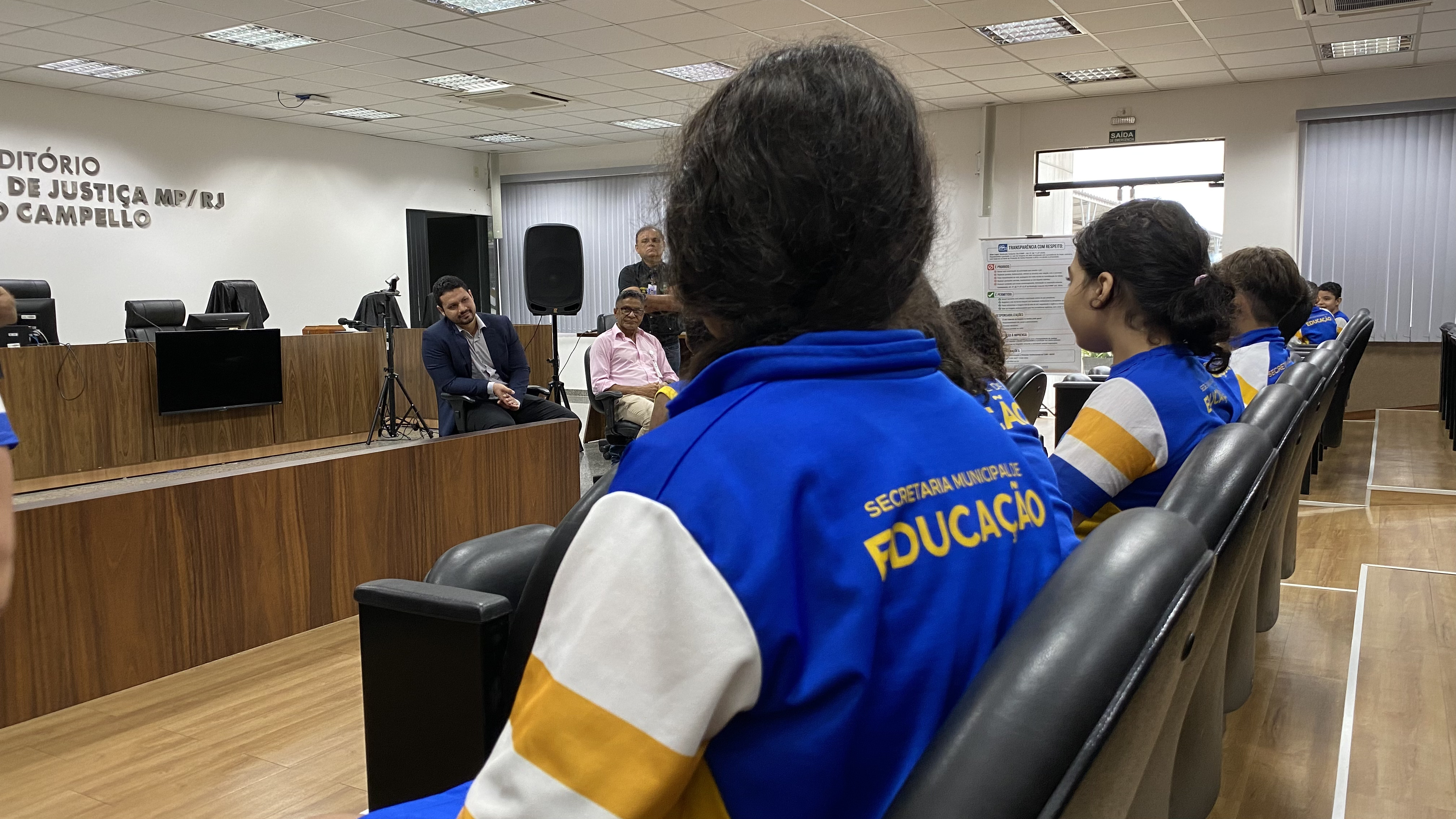 Cidadania e Futuro - TJRR aproxima estudantes da rede municipal da rotina do Poder Judiciário