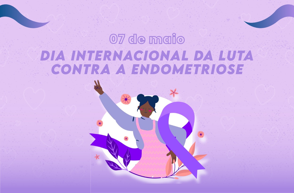 O cartaz do **Dia Internacional da Luta Contra a Endometriose**, celebrado em **7 de maio**, utiliza tons lilás e roxos — cores símbolo da causa — para chamar atenção à conscientização sobre a doença. A imagem mostra uma figura feminina fazendo sinal de paz, cercada por flores e um grande laço roxo. O design delicado e informativo reforça a importância do diagnóstico e do apoio às mulheres que enfrentam essa condição. Deseja que eu adapte esse resumo para legenda de redes sociais ou card institucional? O cartaz do **Dia Internacional da Luta Contra a Endometriose**, celebrado em **7 de maio**, utiliza tons lilás e roxos — cores símbolo da causa — para chamar atenção à conscientização sobre a doença. A imagem mostra uma figura feminina fazendo sinal de paz, cercada por flores e um grande laço roxo. O design delicado e informativo reforça a importância do diagnóstico e do apoio às mulheres que enfrentam essa condição. Deseja que eu adapte esse resumo para legenda de redes sociais ou card institucional?
