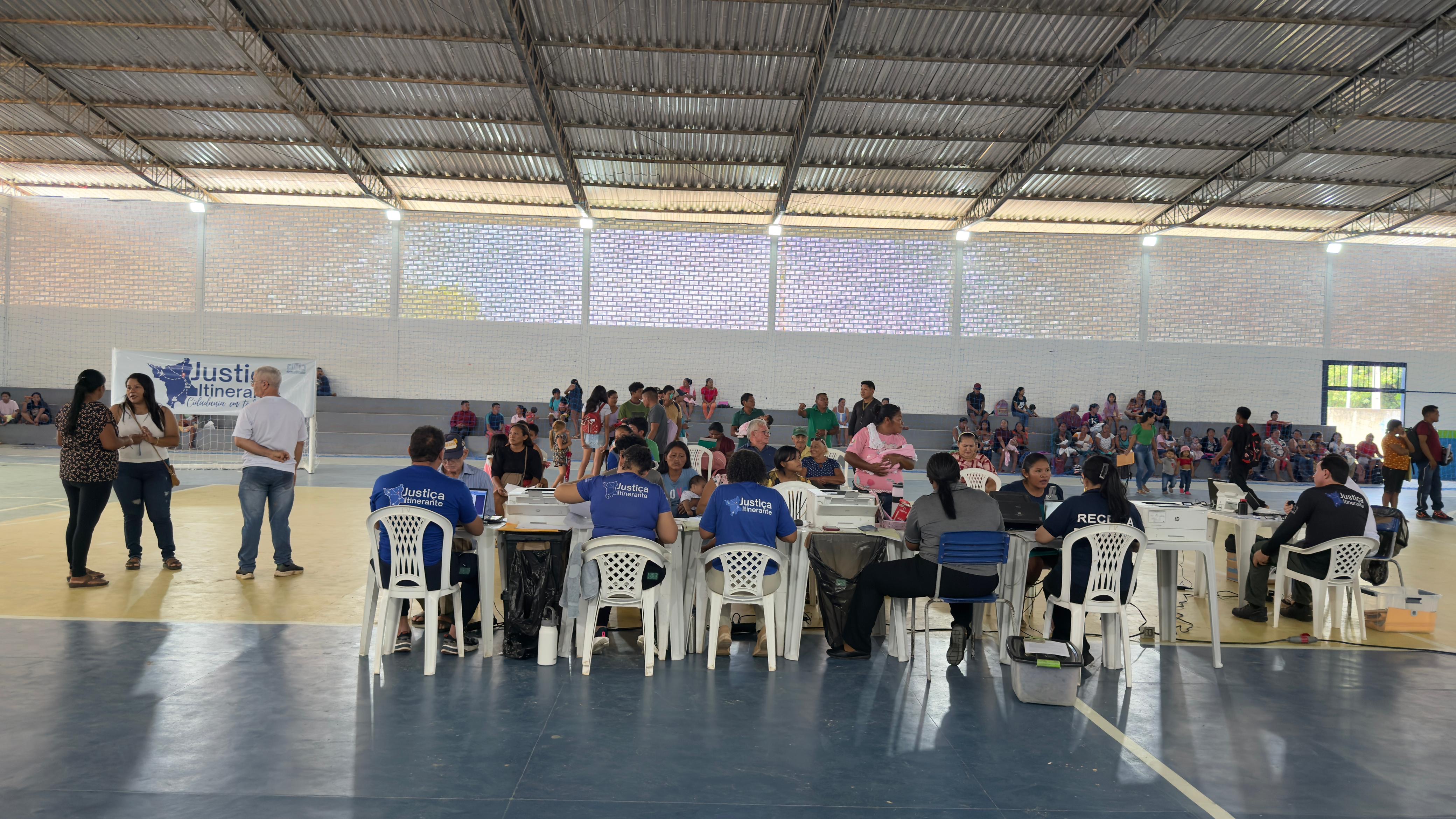 Justiça Itinerante conclui ações em Normandia e comunidades indígenas com mais de 2 mil atendimentos