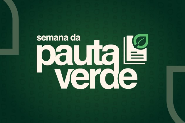 Imagem de fundo verde escuro com o texto central em destaque: “Semana da Pauta Verde”. A tipografia é em letras grandes e brancas, com a palavra “verde” em negrito. Ao lado do texto, há o ícone de uma folha sobre uma folha de papel, representando o tema ambiental e jurídico. Elementos gráficos arredondados decoram os cantos da imagem, reforçando o aspecto visual institucional e ecológico.