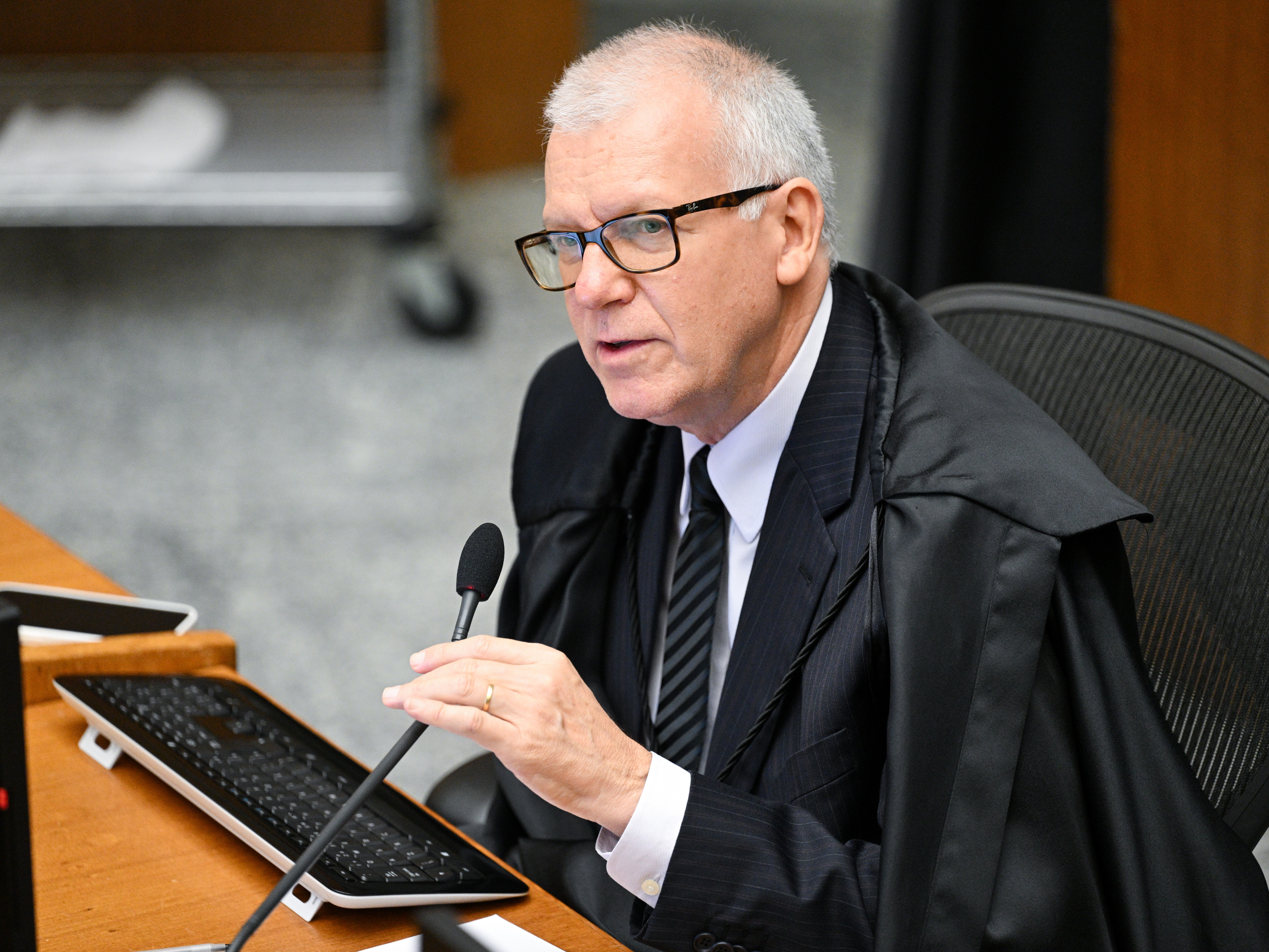 Ministro do STJ Sérgio Kukina ministra palestra sobre recursos repetitivos no Fórum Cível Advogado Sobral Pinto 