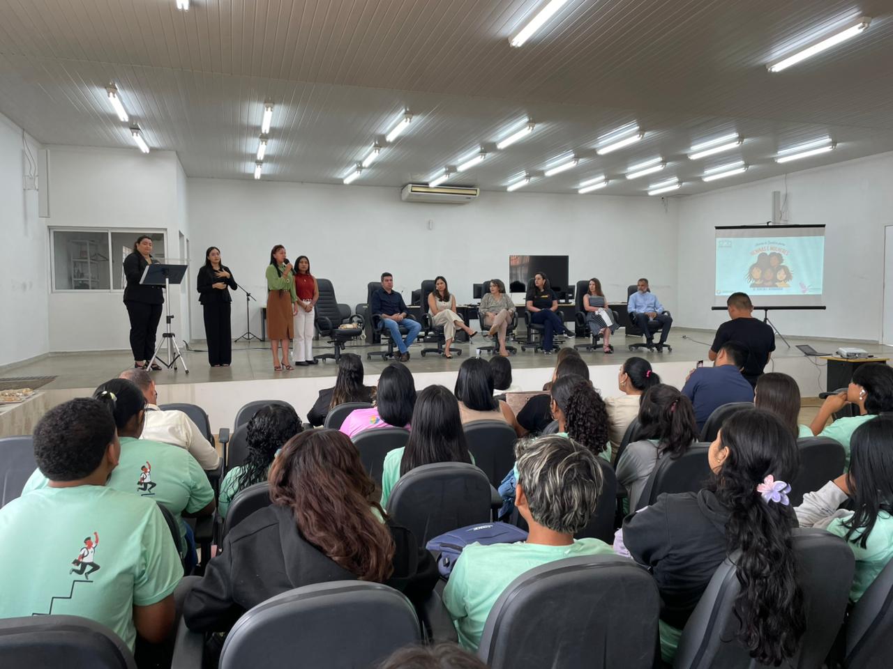 Direitos e proteção na fronteira  Meninas e mulheres de Bonfim e Normandia ganham novo olhar da Justiça