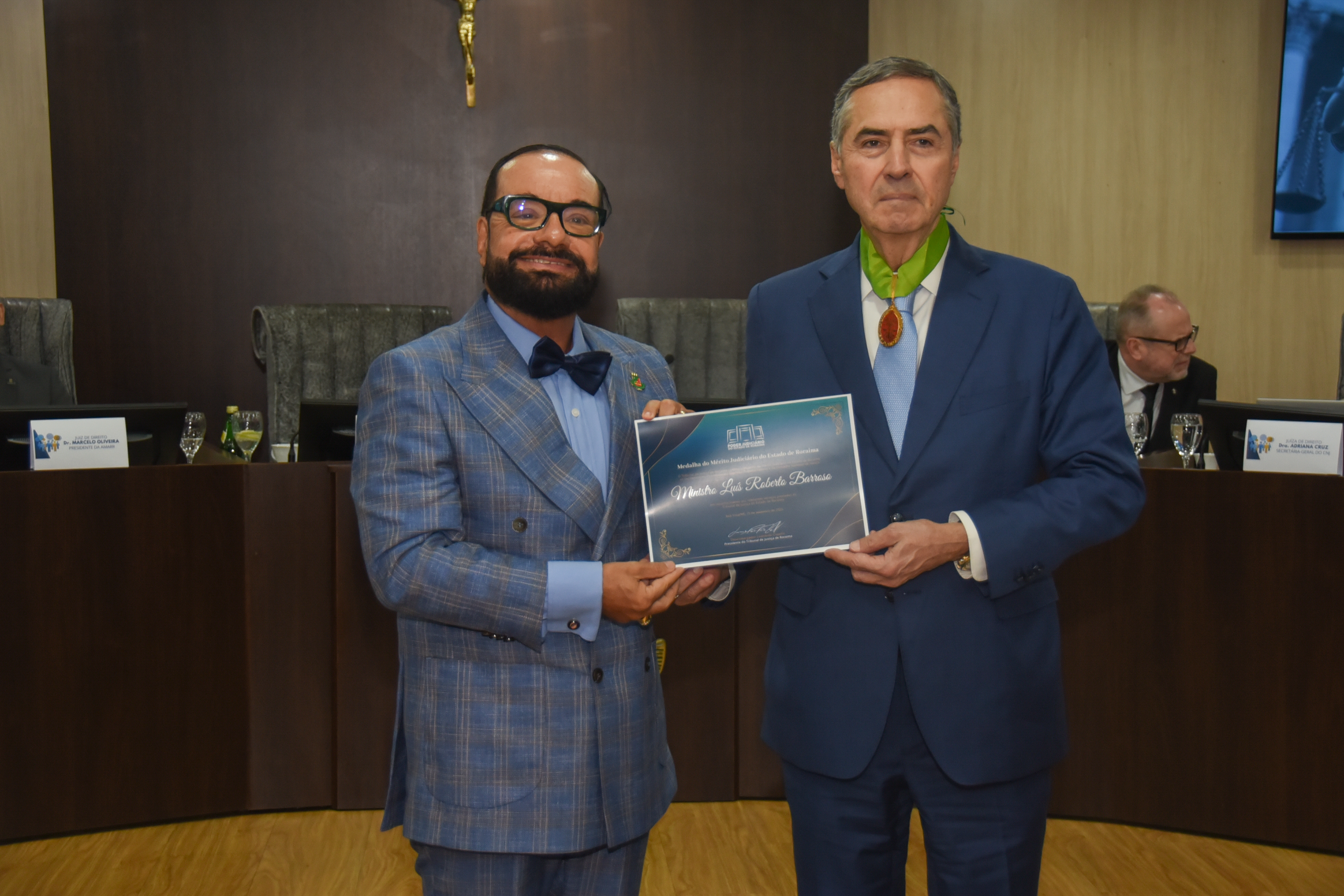 Presidente do STF e do CNJ, ministro Barroso cumpre agenda em Roraima com diálogos com a magistratura, homenagem do TJRR e visita à Terra Yanomami