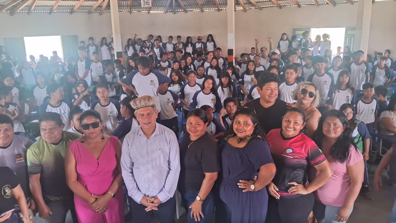 Cidadania e proteção social são temas de palestra e roda de conversa na Comunidade Indígena Tarauparu, em Pacaraima