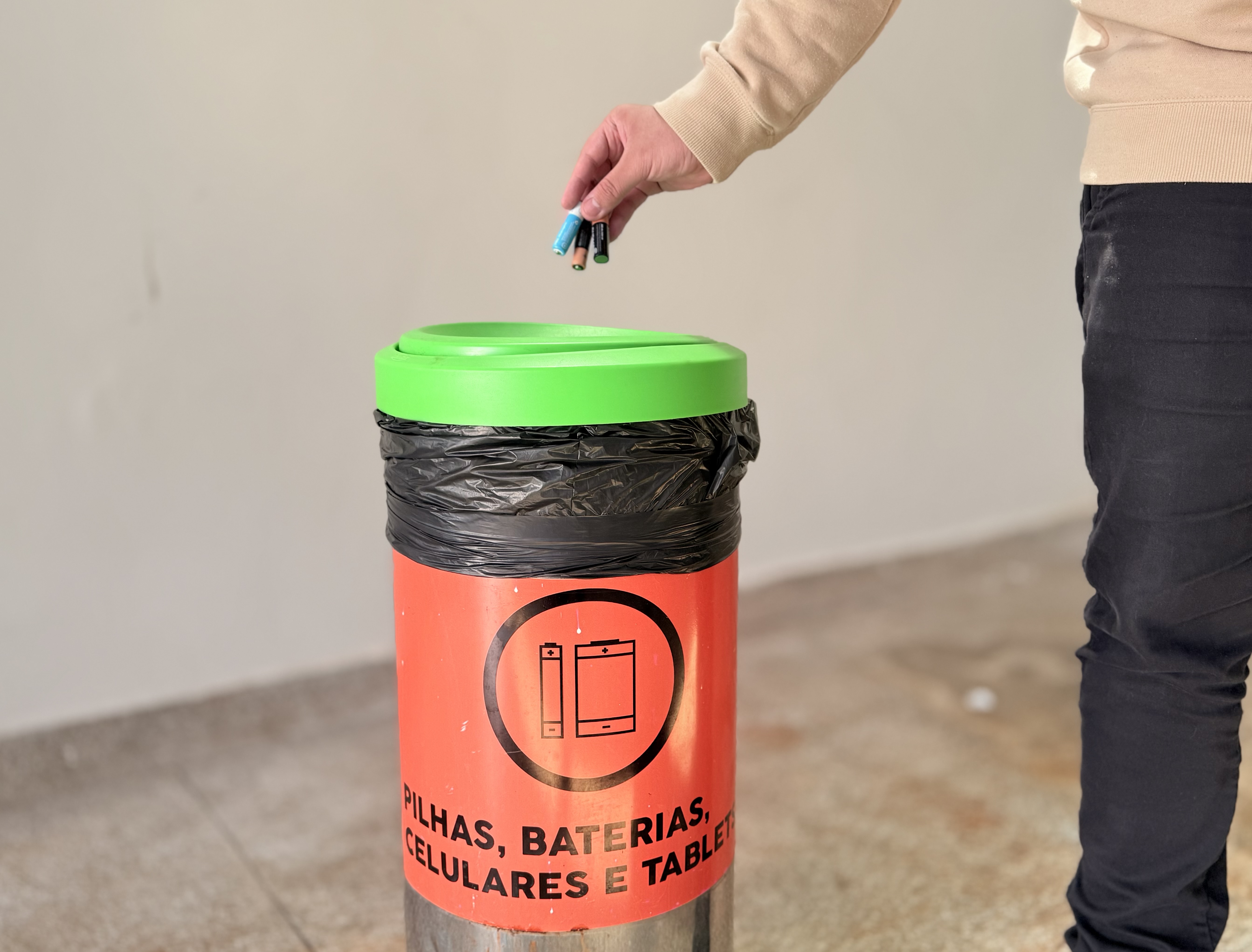 Ação Descarte Correto estimula destino ambientalmente adequado de resíduos no Fórum Cível