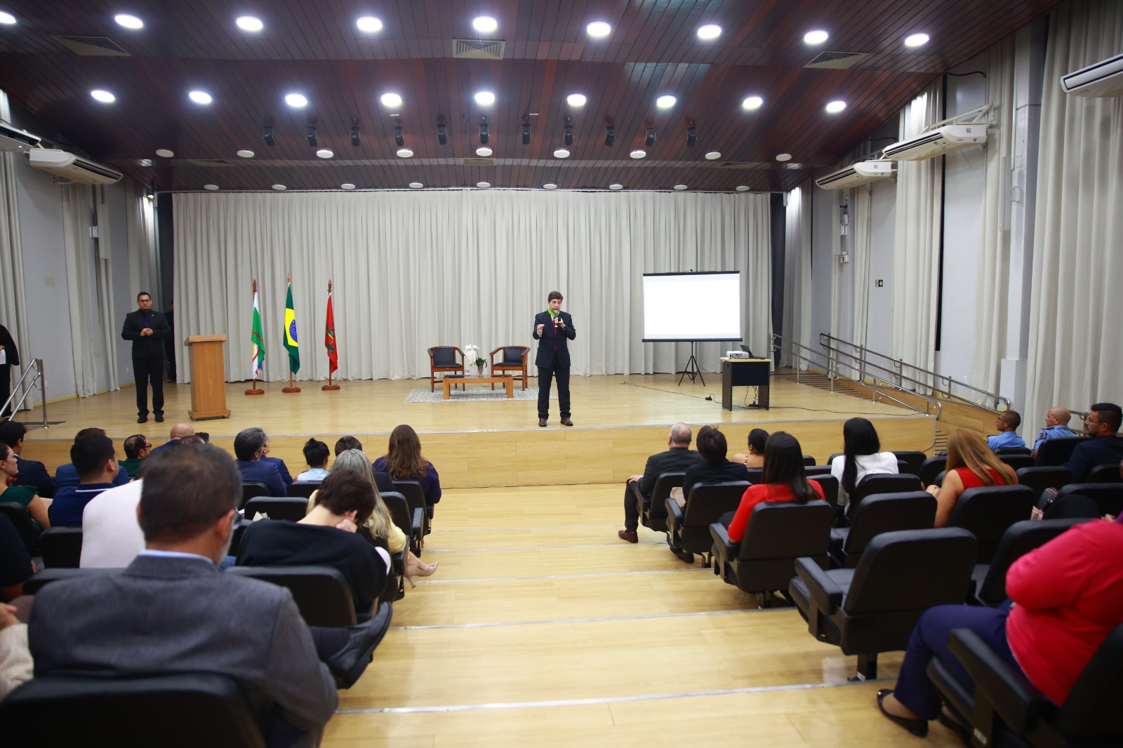 MEIO AMBIENTE E JUSTIÇA - Workshop destaca papel do CNJ e reconhece o TJRR como referência nacional em sustentabilidade