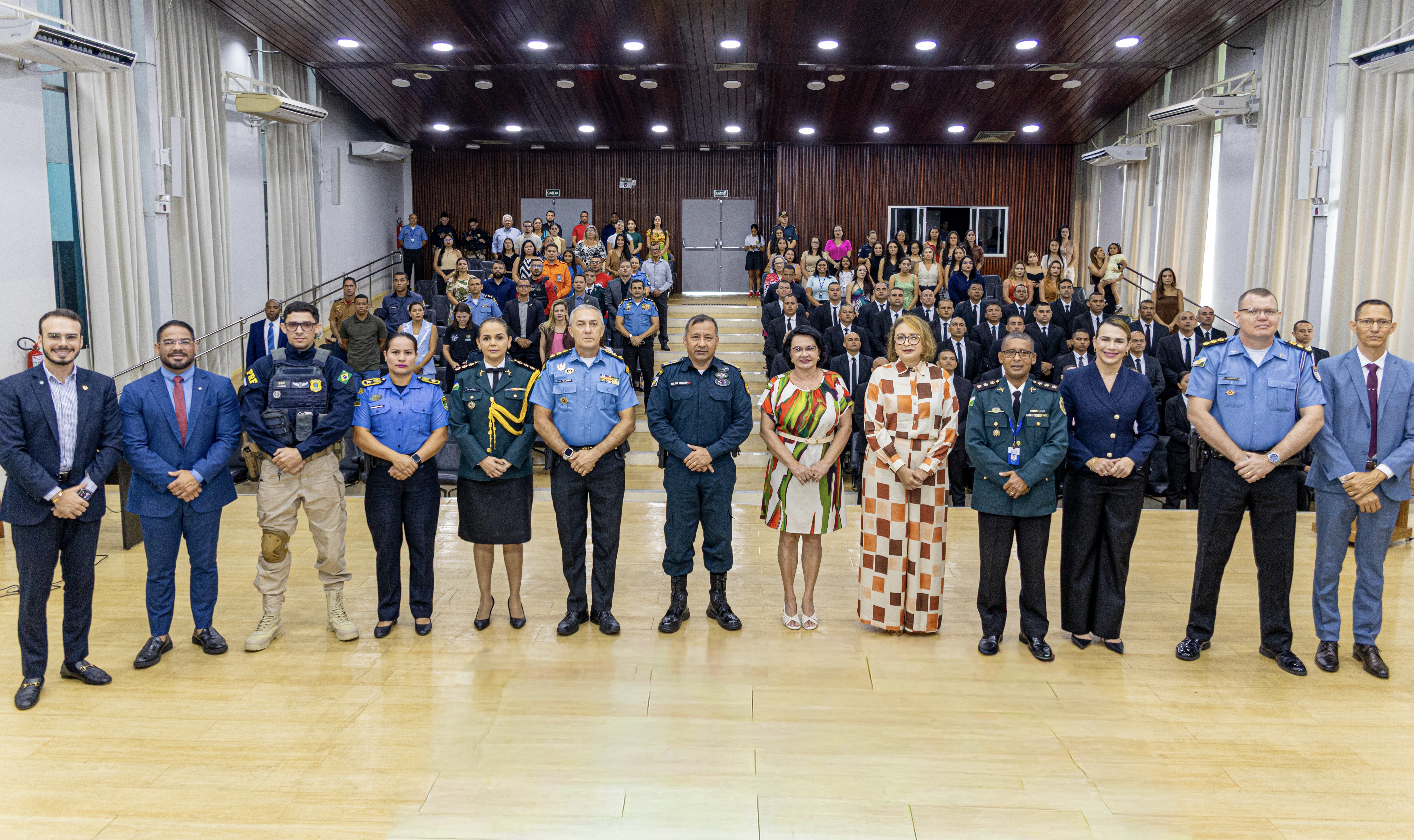 Agentes de segurança concluem formação em proteção de autoridades no TJRR