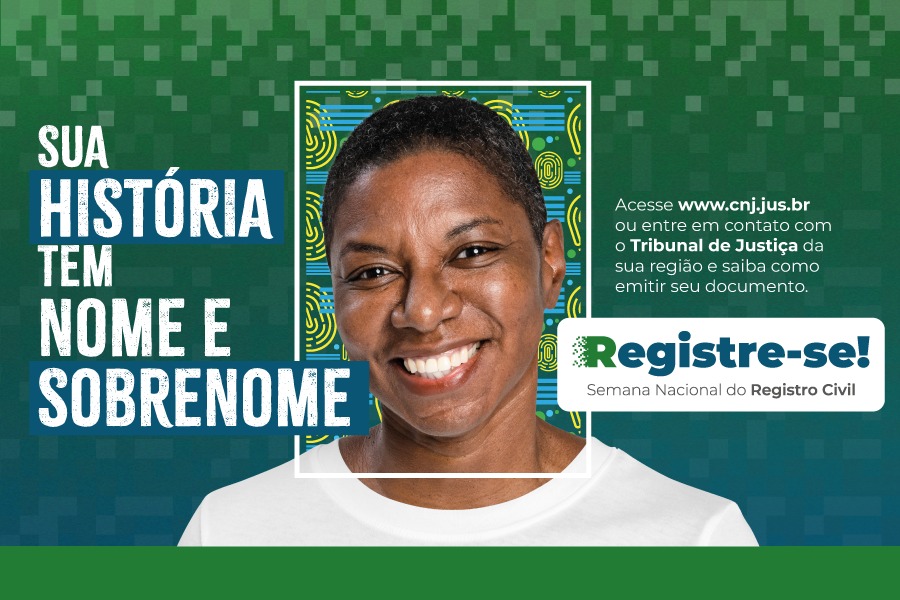 Imagem colorida mostrando uma mulher sorrindo. Na imagem o texto: Sua história tem nome e sobrenome. Registre-se